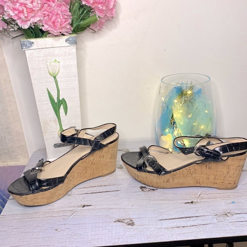 🌷 Franco Sarto🌷Black Snakeskin Corkscrew Platform Wedge Sandals NWOT 8.5M - Picture 6 of 10